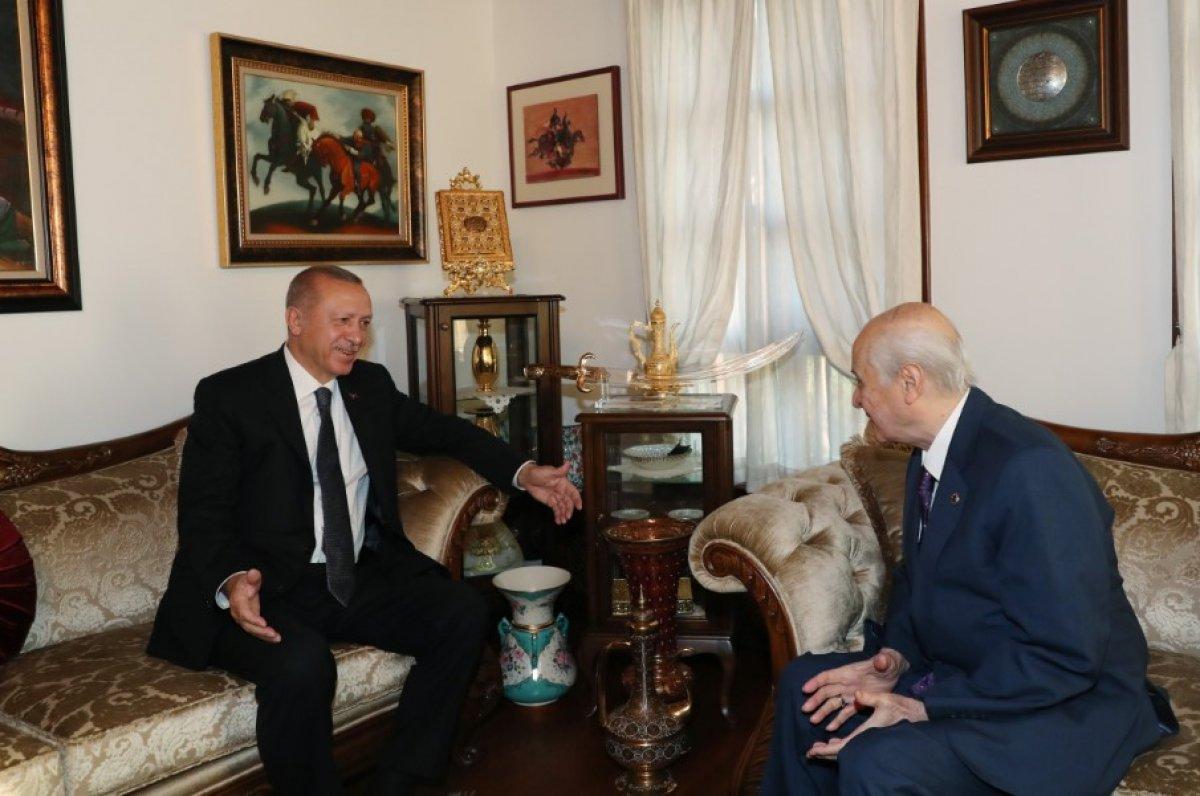 Cumhurbaşkanı Erdoğan, Bahçeli'yi ziyaret etti
