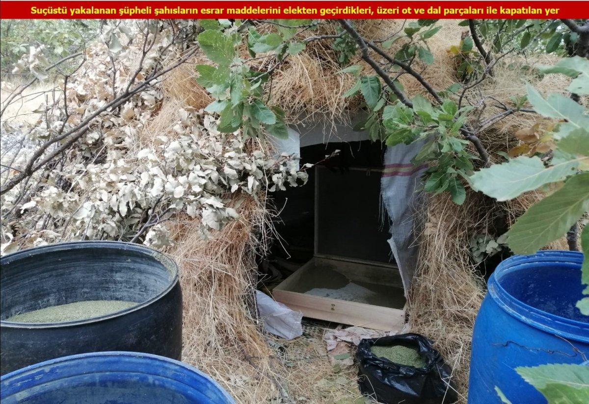 Diyarbakır'da 4 ton esrar ele geçirildi