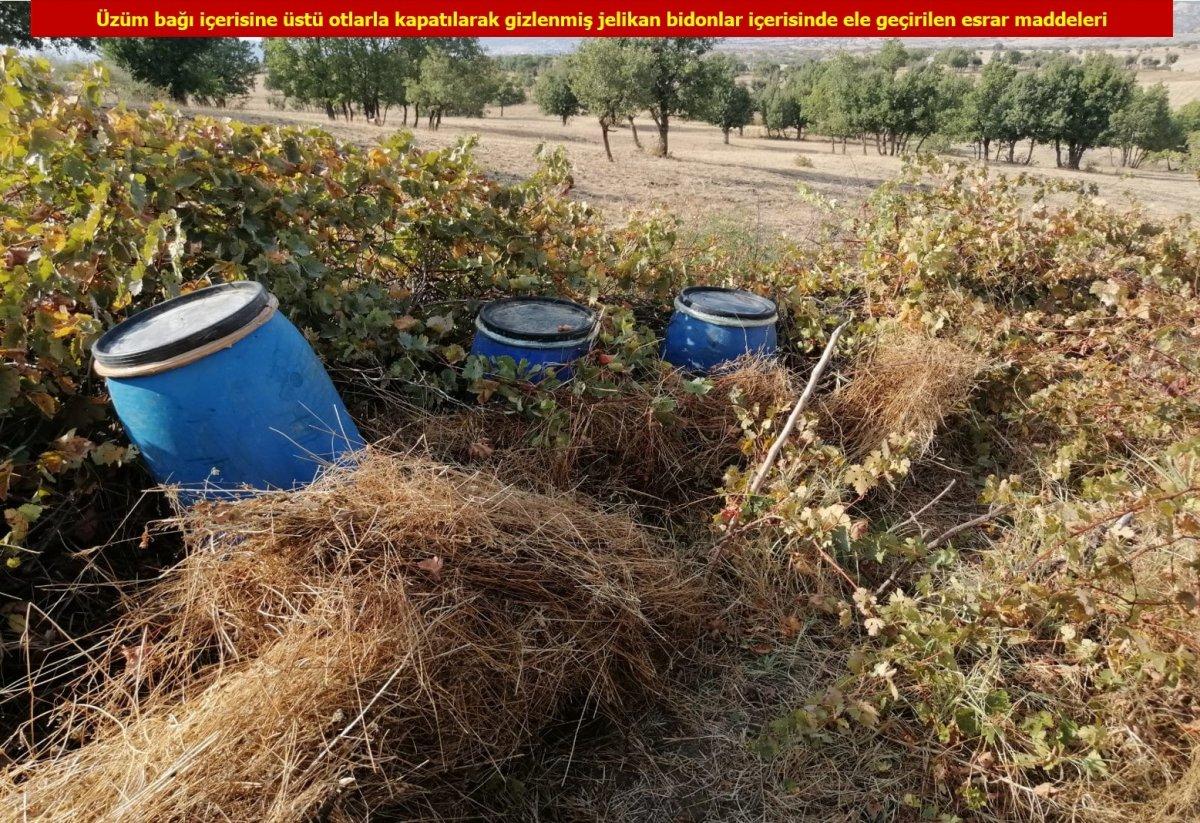 Diyarbakır'da 4 ton esrar ele geçirildi