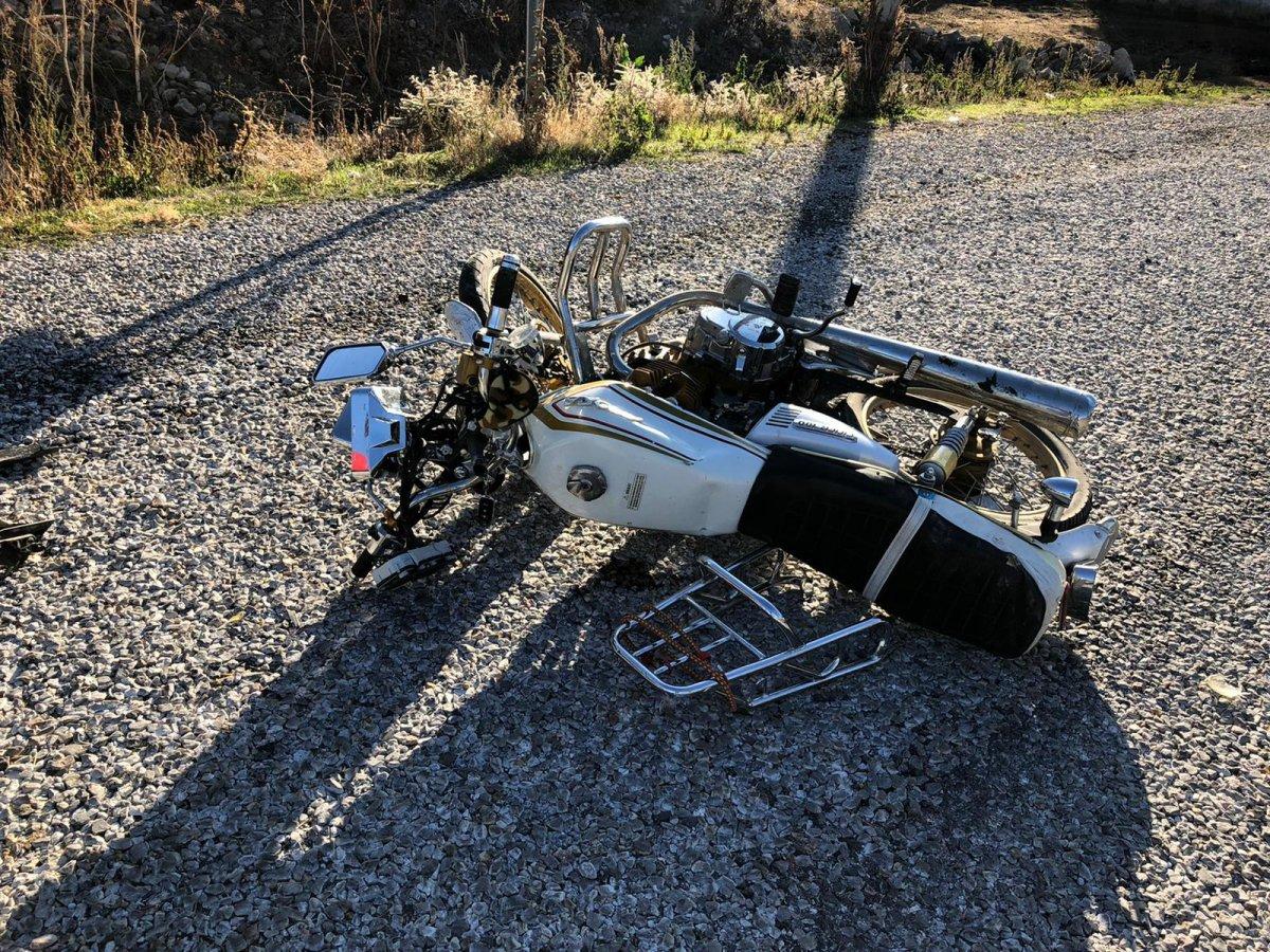Afyonkarahisar'da otomobil ile motosiklet çarpıştı