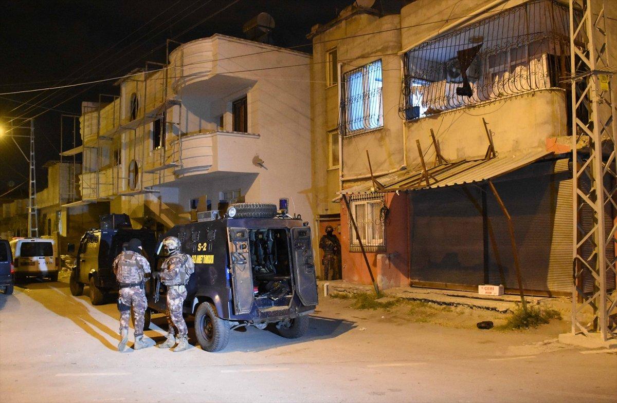 Adana'da DEAŞ'a yönelik şafak operasyonu yapıldı