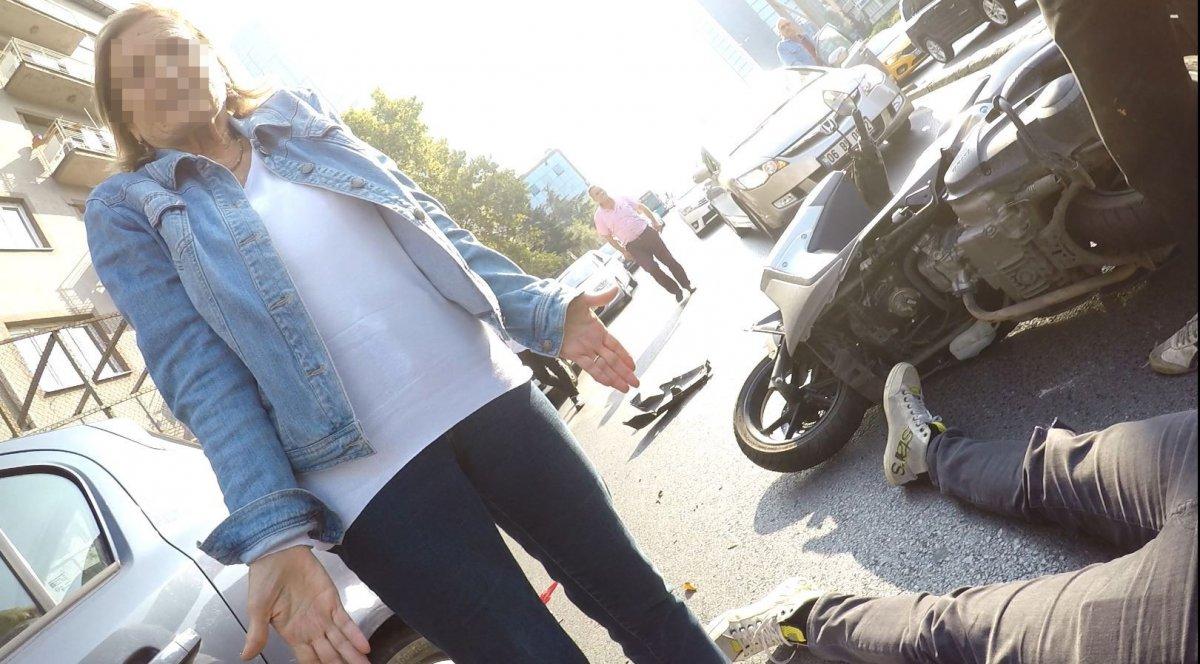 Otomobiline arkadan çarpan sürücü umurunda olmadı