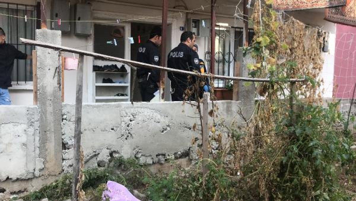 Kusmuğunun nefes borusunu tıkadığı bebek öldü