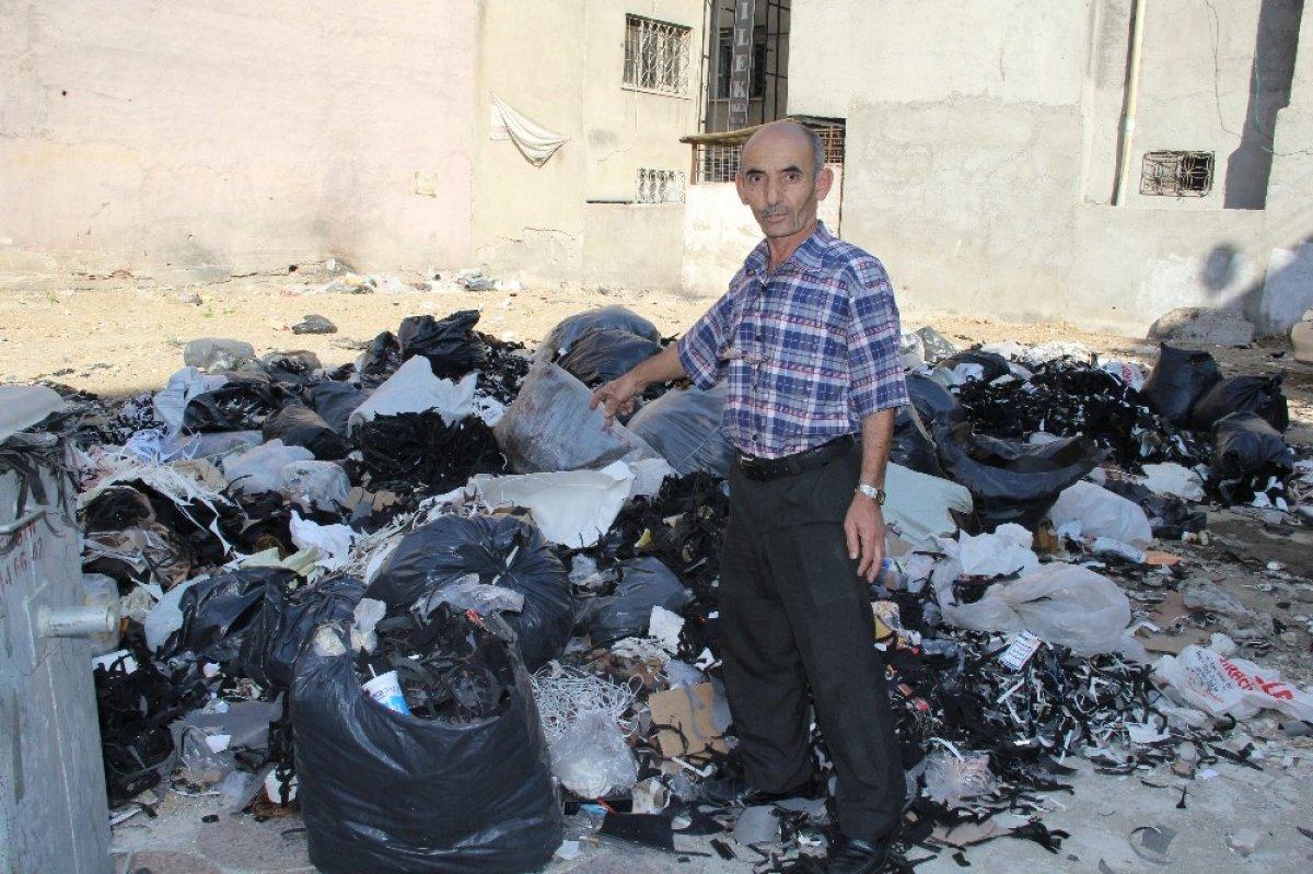 İzmir Bornova'da çöp tepeleri