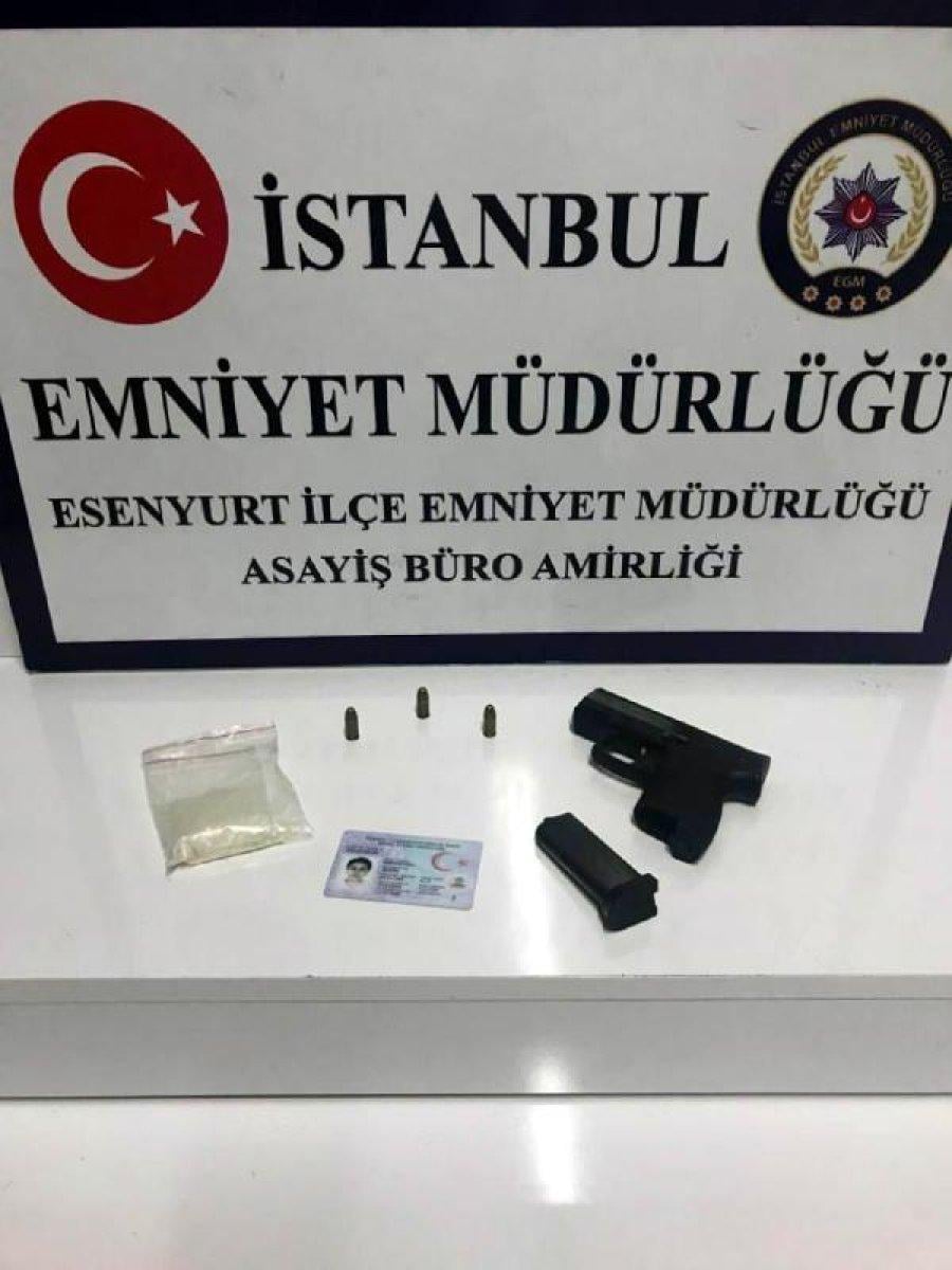 Eskort sitesi operasyonu: 10 gözaltı