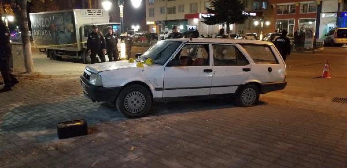 Polis merkezi önünde silahlı saldırı gerçekleştirdi
