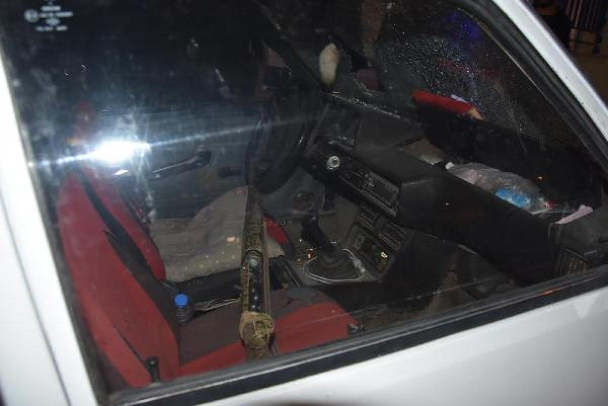 Polis merkezi önünde silahlı saldırı gerçekleştirdi