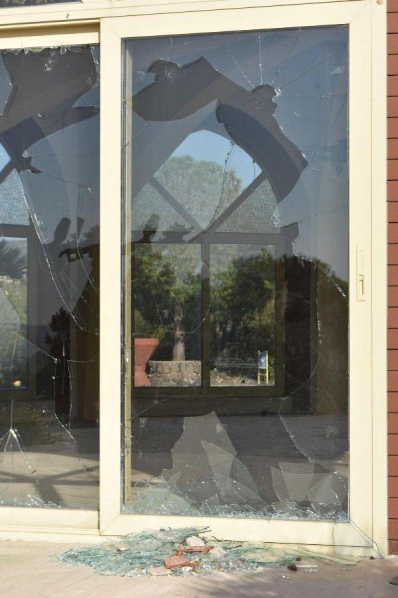 İzmir'de Mevlana heykeline büyük saygısızlık