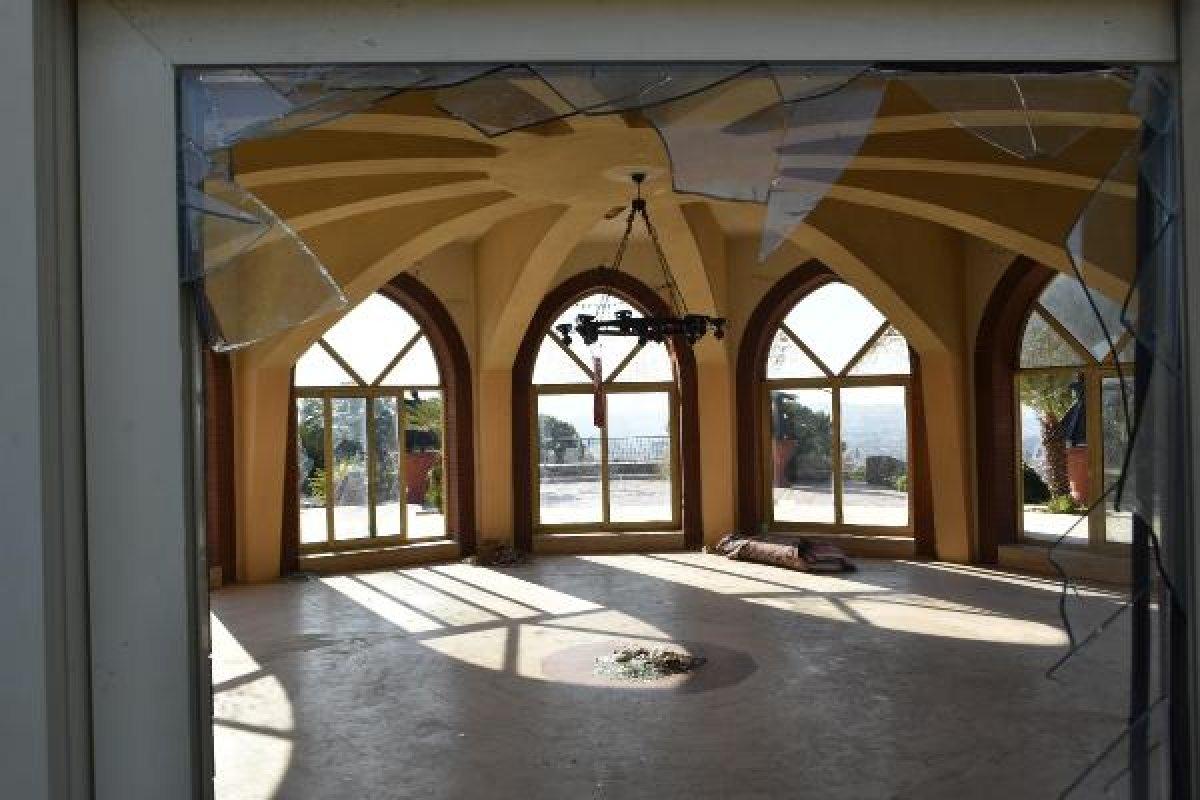 İzmir'de Mevlana heykeline büyük saygısızlık