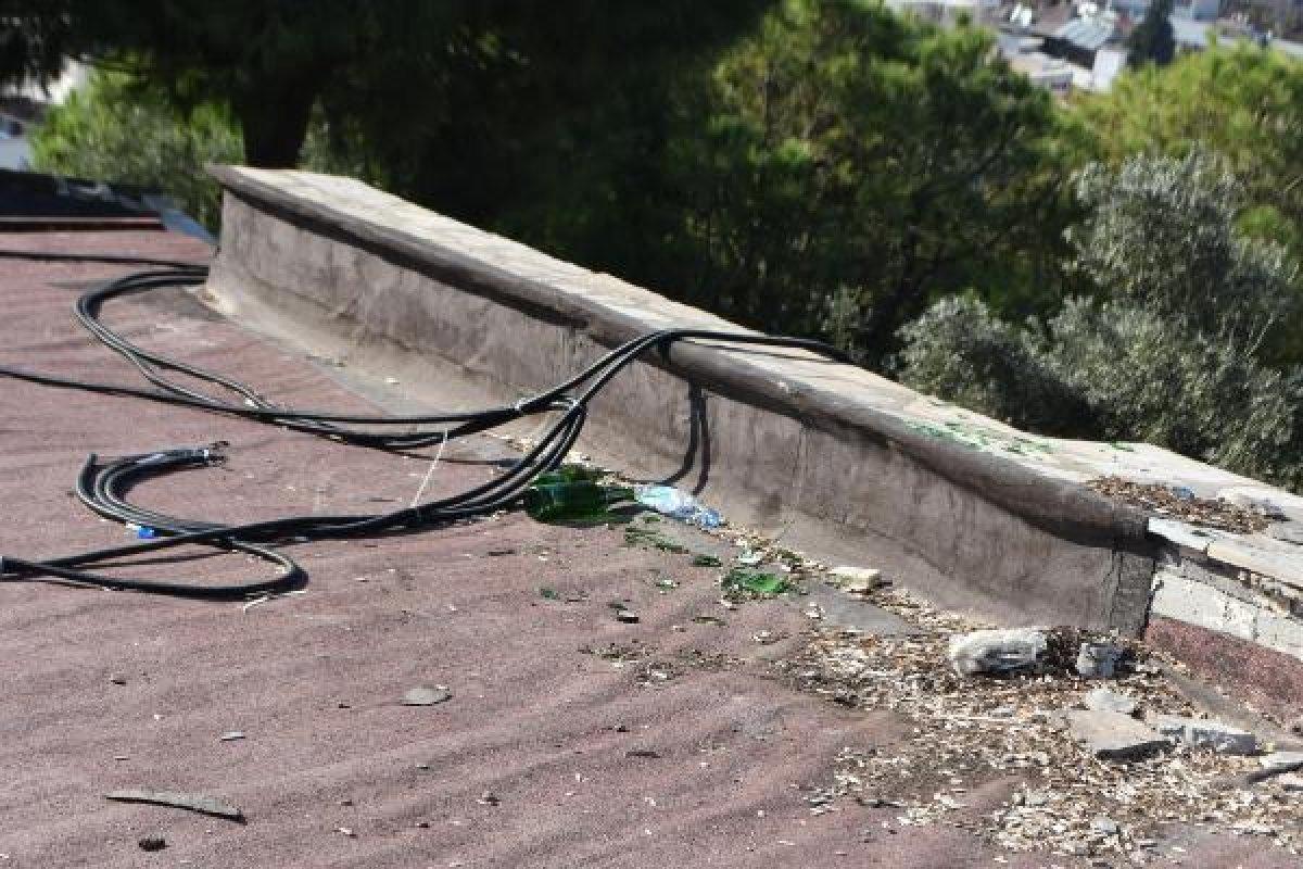 İzmir'de Mevlana heykeline büyük saygısızlık