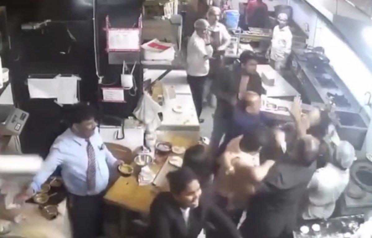 Hindistan'da sipariş kavgası