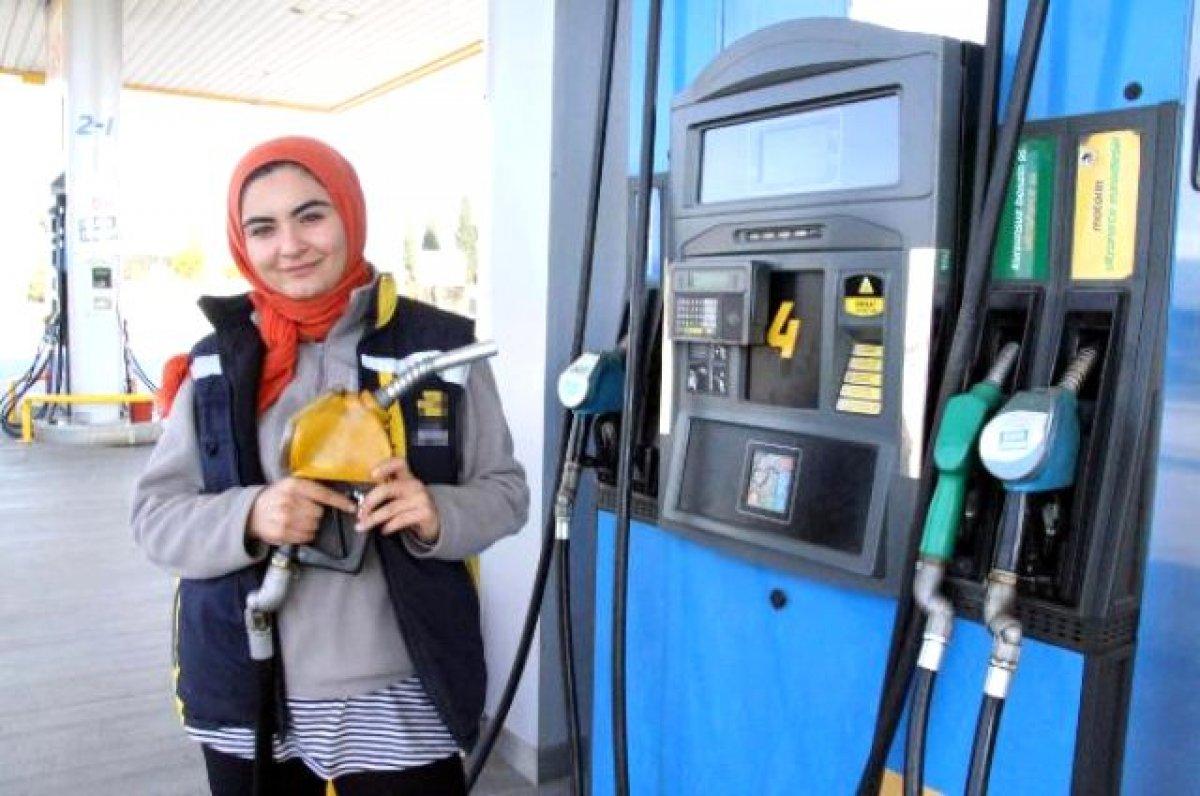 Hanife Gürdal, sevgilisinin kucağına atladı