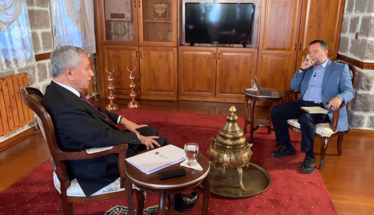 Bülent Arınç, KHK'lılardan özür diledi