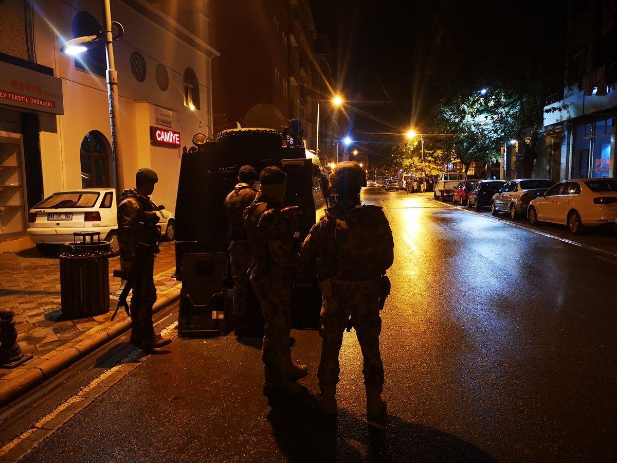 Malatya'da rehine krizini emniyet müdürü çözdü