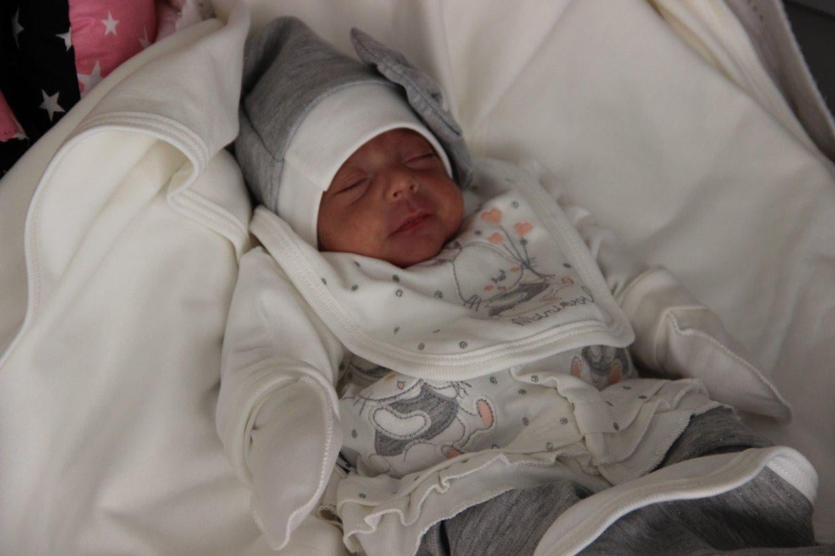 Manisa'da doğan 29 haftalık bebek sağlığına kavuştu