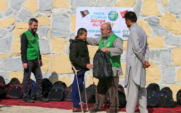 Türkiye’den Afganistan’a ‘yetim seferi’