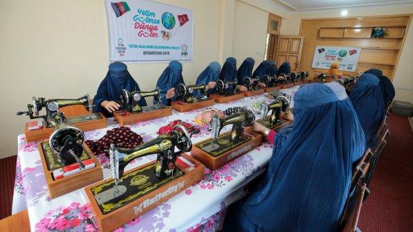 Türkiye’den Afganistan’a ‘yetim seferi’