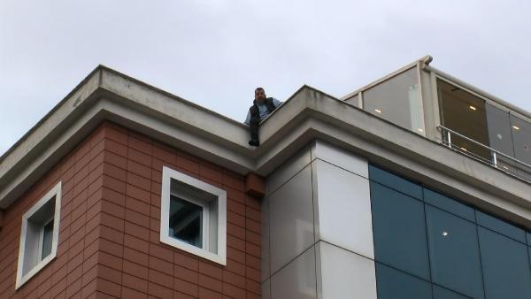 Beşiktaş'ta intihar girişimi: Bu sefer hastane çatısına çıktı