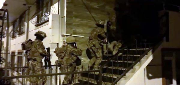 Fuhuş çetesi çökertildi: 23 tutuklama