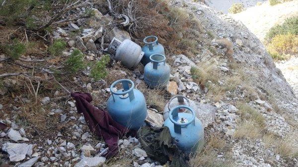 Jandarma Erzincan'da 12 ayrı noktaya operasyon yaptı