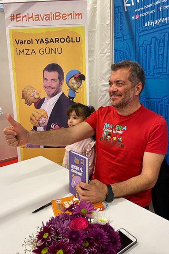 Varol Yaşaroğlu ile Mor Bir Fil Gördüm Sanki 7 üzerine söyleşi