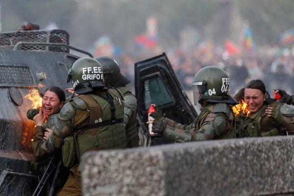 Şili protestolarında polis şiddeti artıyor