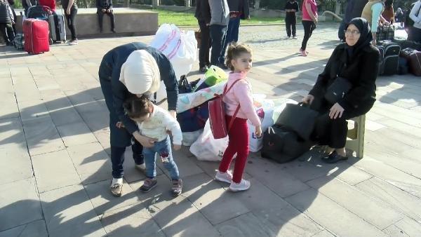 150 Suriyeli ülkesine döndü