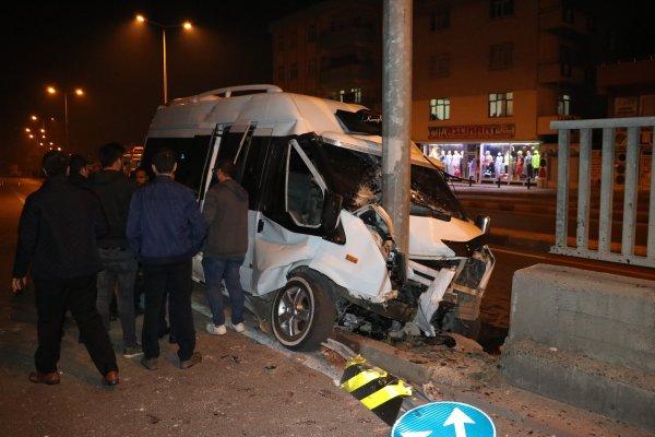 Kahramanmaraş'ta işçi servisi kaza yaptı