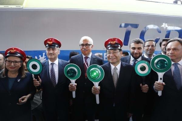 Çin'den gelen ilk yük treni, Ankara'dan törenle uğurlandı