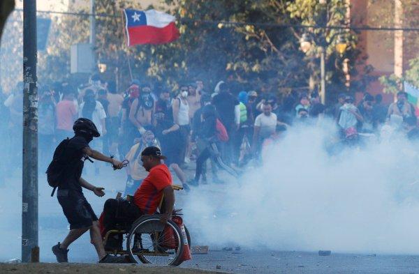 Şili eylemcileri direniş mesajı veriyor