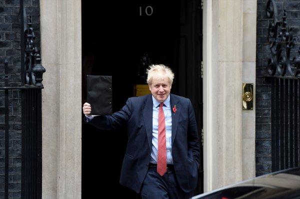 İngiltere'de seçimlere Rusya müdahalesi iddiası