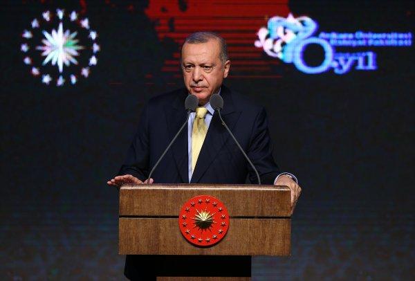 Erdoğan: Dindar gençlik istiyoruz