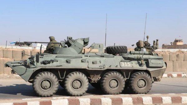 Suriye'deki ABD üssünde artık Rus bayrağı dalgalanıyor