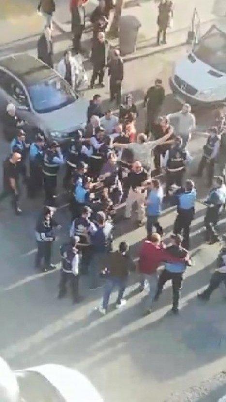 Gebze'de zabıtalar ortalığı savaş alanına çevirdi