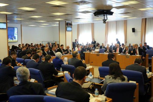 AK Partili Uğur Aydemir'in yumurta hesabı