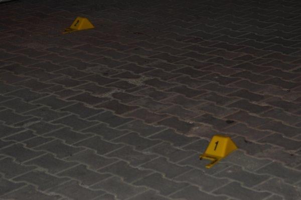 Büyükçekmece'de çıkan kavgada silahlar çekildi