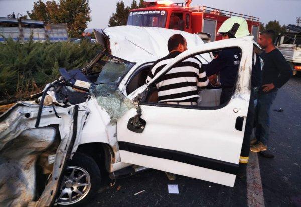 Denizli'de takla atan araç başka araca çarptı