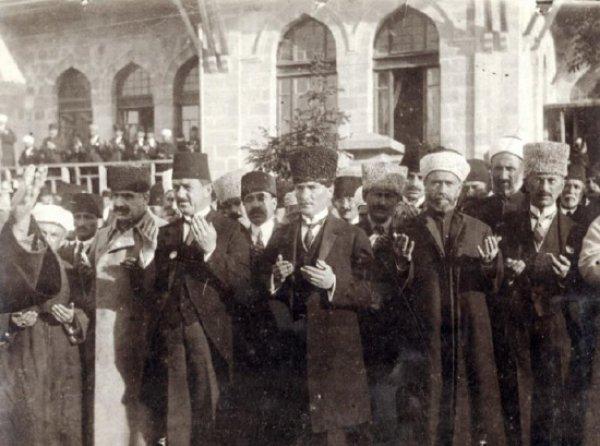 Mustafa Kemal Atatürk'ün biyografisi