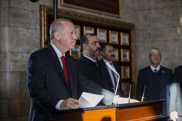 Türkiye, Mustafa Kemal Atatürk'ü anıyor