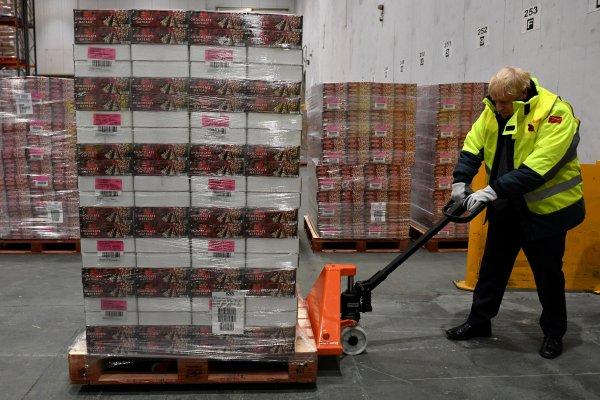 Boris Johnson paspas yaptı