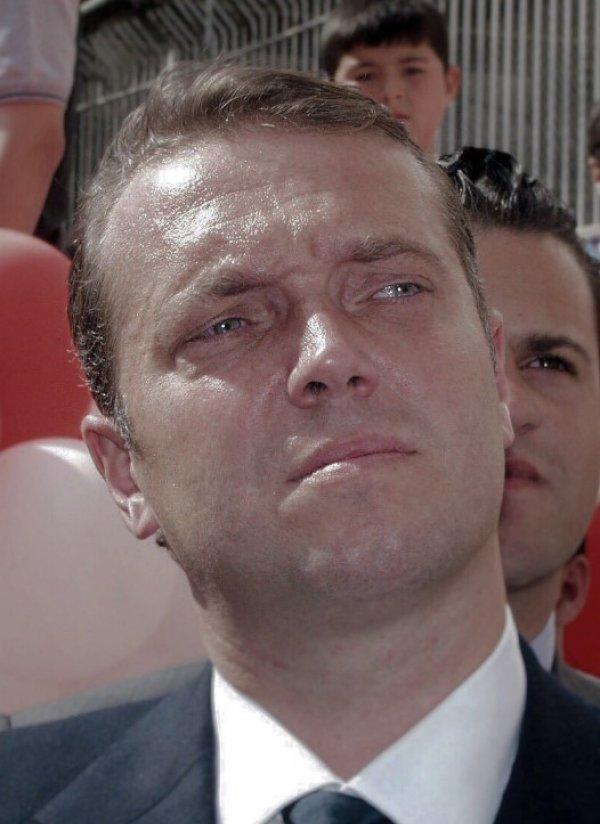 Cem Uzan: İki ay içinde ülkeme döneceğim