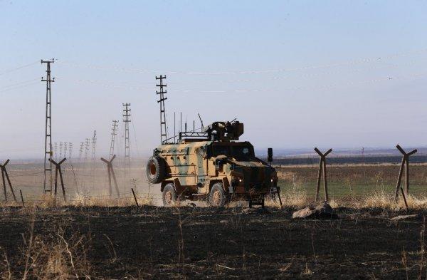 Suriye'de dördüncü kara devriyesi sırasında saldırı