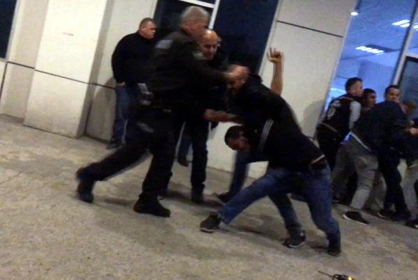 Evden kaçtıktan sonra bulduğu kızını iki kurşunla öldürdü