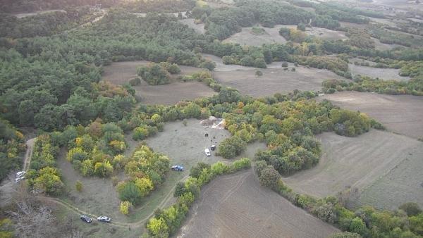 Tarihi hamamda define ararken yakalandılar
