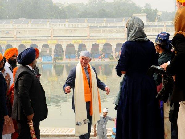 Galler Prensi Charles Hindistan'da