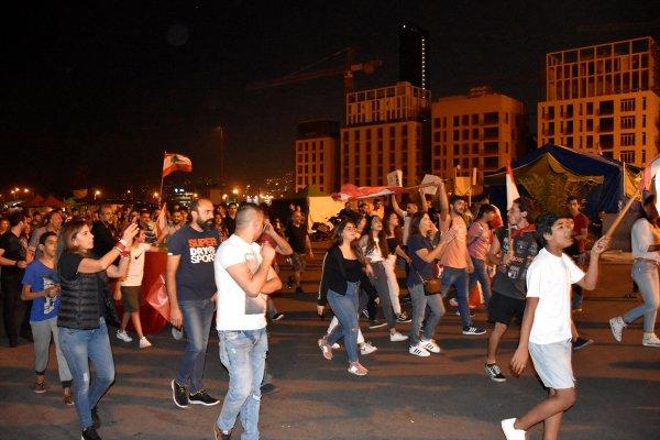 Cumhurbaşkanı Avn'ın sözleri, Lübnanlıları sokağa döktü