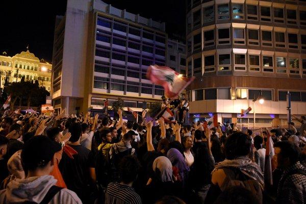 Cumhurbaşkanı Avn'ın sözleri, Lübnanlıları sokağa döktü