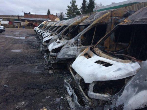 Rusya'da 13 minibüs aynı anda kundaklandı