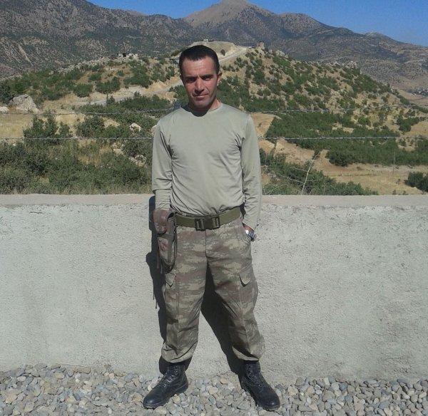 Uzman çavuş ziyaretine gelen kadına 4 el ateş etti