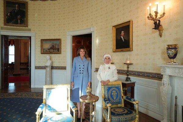 Emine Erdoğan, Melania Trump ile Beyaz Saray'ı gezdi